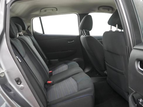 Used 2020 Nissan Leaf SV FWD image 12