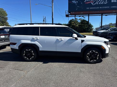 Used 2025 Hyundai Santa Fe SEL image 8