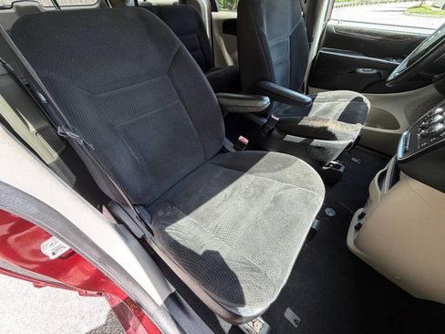 Used 2017 Dodge Grand Caravan SE w/ Power Window Group FWD image 10