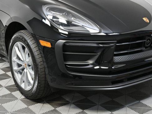 Certified 2026 Porsche Macan Turbo AWD/4WD image 34