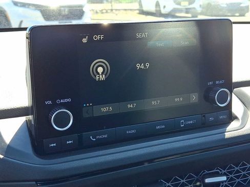 Used 2024 Honda Accord EX image 18