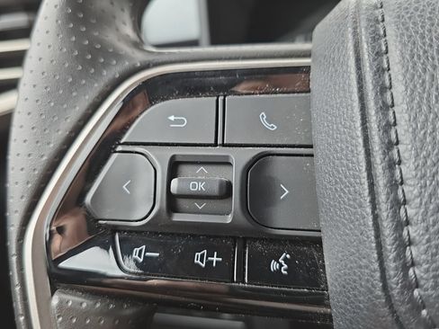 Used 2023 Toyota Tundra SR5 w/ SR5 Convenience Package AWD/4WD image 19