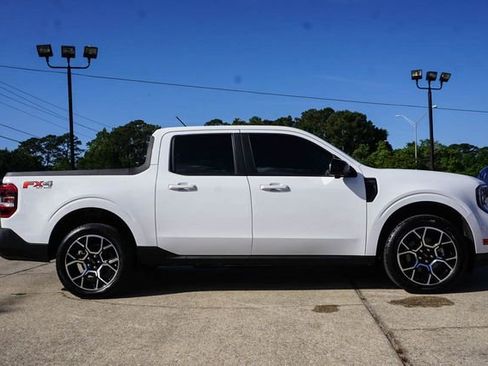 Used 2025 Ford Maverick Lariat w/ 4K Tow Package image 3