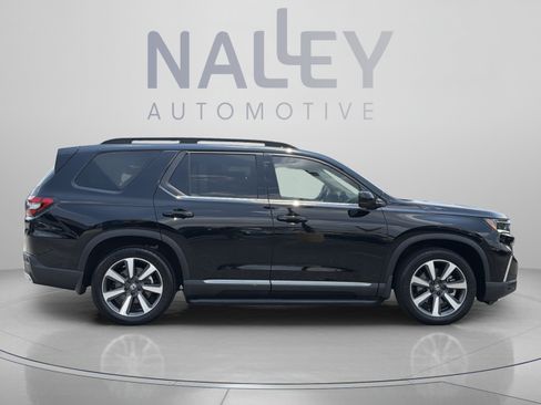 Used 2025 Honda Pilot Touring image 6