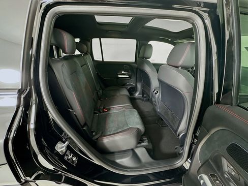 New 2026 Mercedes-Benz GLB 250 4MATIC image 30