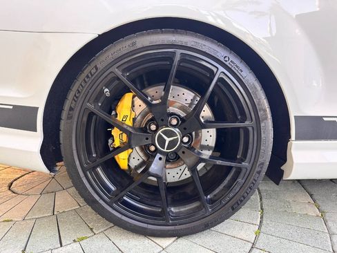 Used 2015 Mercedes-Benz C 63 AMG Coupe image 39