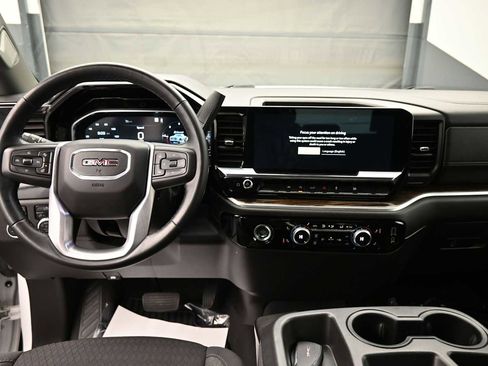 Used 2023 GMC Sierra 1500 Elevation AWD/4WD image 12