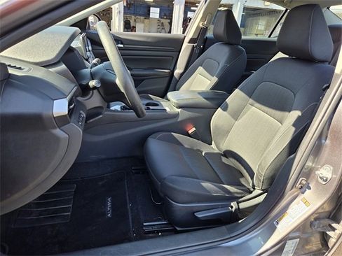 Certified 2022 Nissan Altima 2.5 S image 5