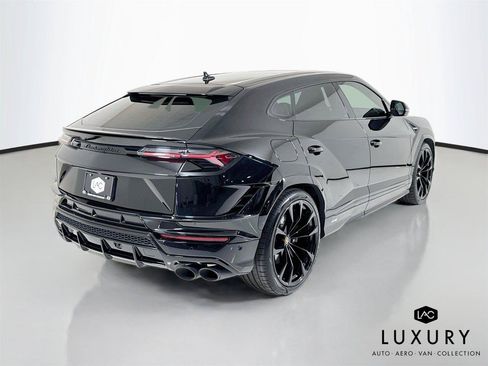 Used 2023 Lamborghini Urus S AWD/4WD image 6