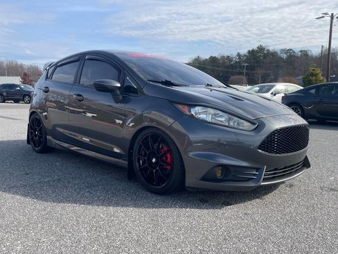 Used 2018 Ford Fiesta ST image 7