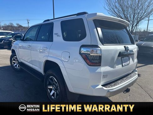 Used 2024 Toyota 4Runner TRD Off-Road Premium image 6