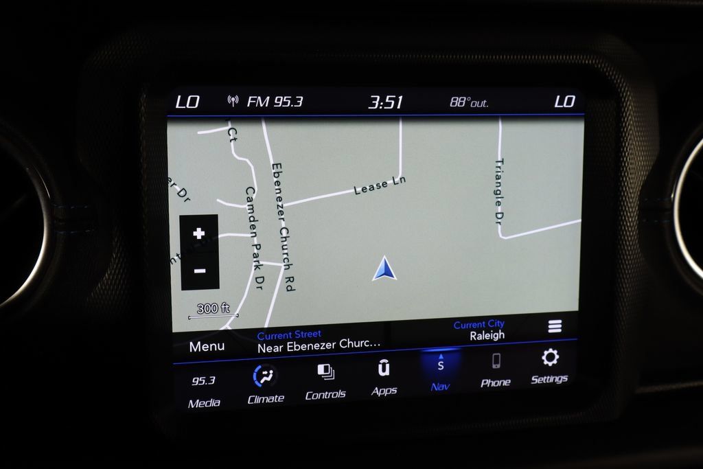 Used 2021 Jeep Wrangler Unlimited Rubicon 4xe AWD/4WD image 39