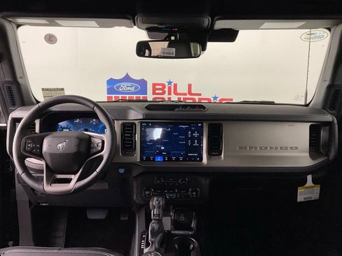 New 2026 Ford Bronco Outer Banks AWD/4WD image 17