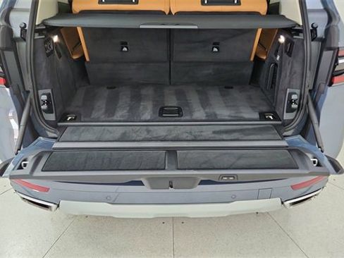 Used 2026 BMW X7 xDrive40i image 14