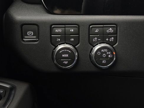 New 2026 GMC Sierra 1500 Elevation w/ Elevation Premium Package AWD/4WD image 21