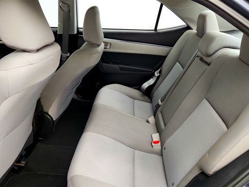 Used 2016 Toyota Corolla LE FWD image 19
