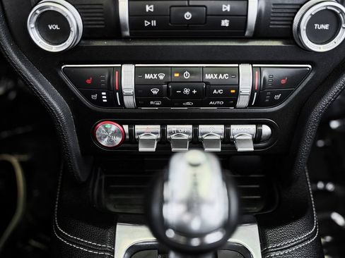 Used 2019 Ford Mustang GT Premium w/ Equipment Group 401A RWD image 25