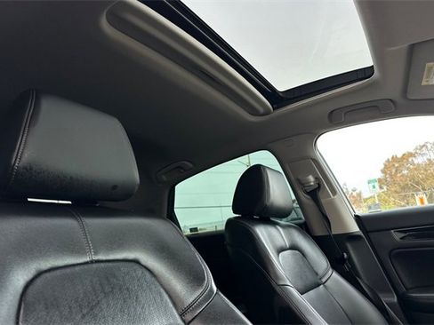 Certified 2024 Honda Civic EX-L image 19