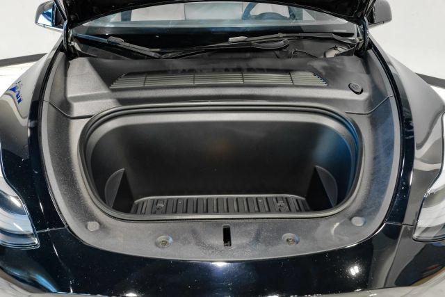 Used 2022 Tesla Model Y Performance AWD/4WD image 56
