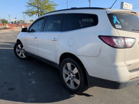 Used 2013 Chevrolet Traverse LT AWD/4WD image 17