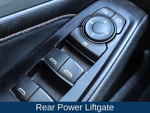 Used 2019 Chevrolet Traverse LT image 10