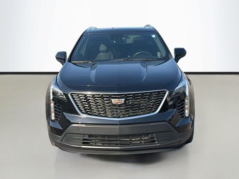 Certified 2023 Cadillac XT4 Luxury w/ Cold Weather Package AWD/4WD image 2