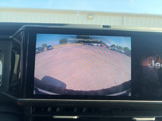 Used 2026 Jeep Wrangler Rubicon w/ Safety Group AWD/4WD image 19