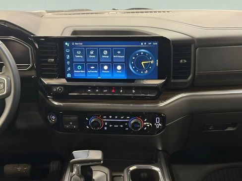 Certified 2024 Chevrolet Silverado 1500 LT Trail Boss w/ Convenience Package II image 26