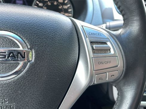 Used 2017 Nissan Altima 2.5 SV FWD image 21