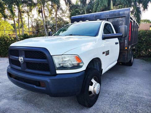 Used 2015 RAM 3500 Tradesman RWD image 3