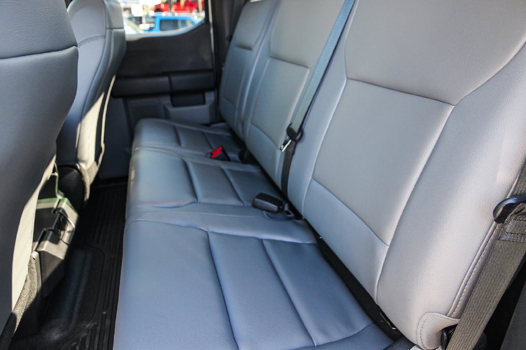New 2025 Ford F550 4x4 SuperCab Super Duty image 22
