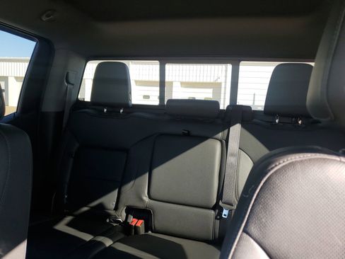 Used 2022 GMC Sierra 1500 SLT w/ SLT Premium Plus Package image 28