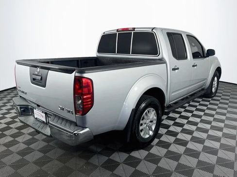 Used 2019 Nissan Frontier SV AWD/4WD image 7