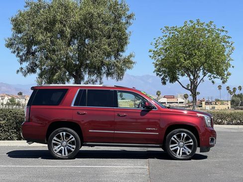 Used 2020 GMC Yukon Denali w/ Denali Premium Package RWD image 5