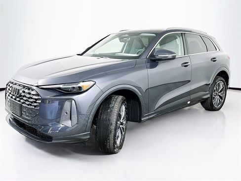 New 2025 Audi Q5 Premium Plus image 2