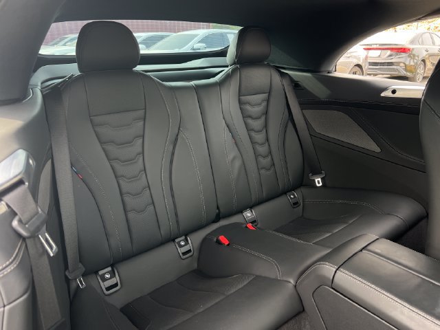 Used 2024 BMW M850i xDrive Convertible w/ M Sport Professional Package AWD/4WD image 27