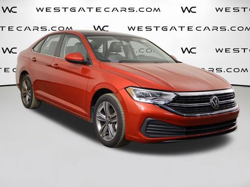 Used 2023 Volkswagen Jetta SE w/ Panoramic Sunroof Package image 33