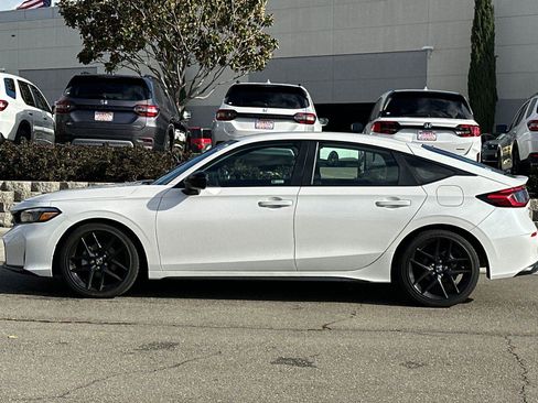 Used 2025 Honda Civic Sport image 7