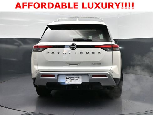 Used 2022 Nissan Pathfinder Platinum w/ Cargo Package image 6