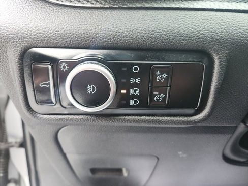 Used 2024 Ford Explorer ST-Line w/ Class IV Trailer Tow Package image 19