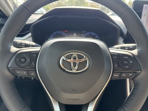 Used 2025 Toyota RAV4 Limited w/ Weather Package AWD/4WD image 15
