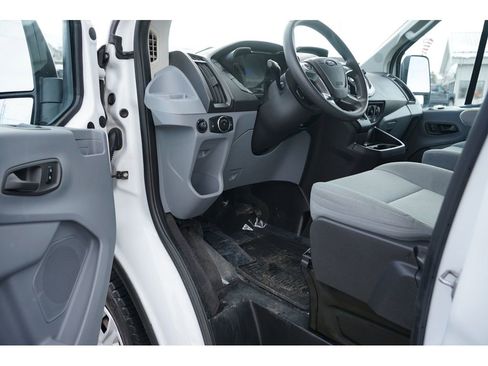 Used 2015 Ford Transit 150 XLT image 13