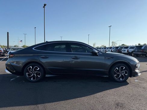 Certified 2024 Hyundai Sonata SEL FWD image 4