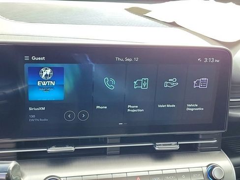 Certified 2025 Hyundai Kona SE image 24