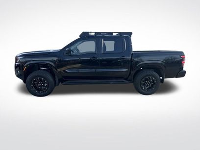 New 2025 Nissan Frontier SV w/ SV Convenience Package
