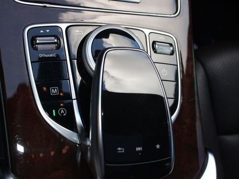 Used 2017 Mercedes-Benz GLC 300 GLC 300 image 27