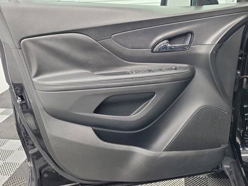 Used 2020 Buick Encore Preferred w/ Safety Package FWD image 18