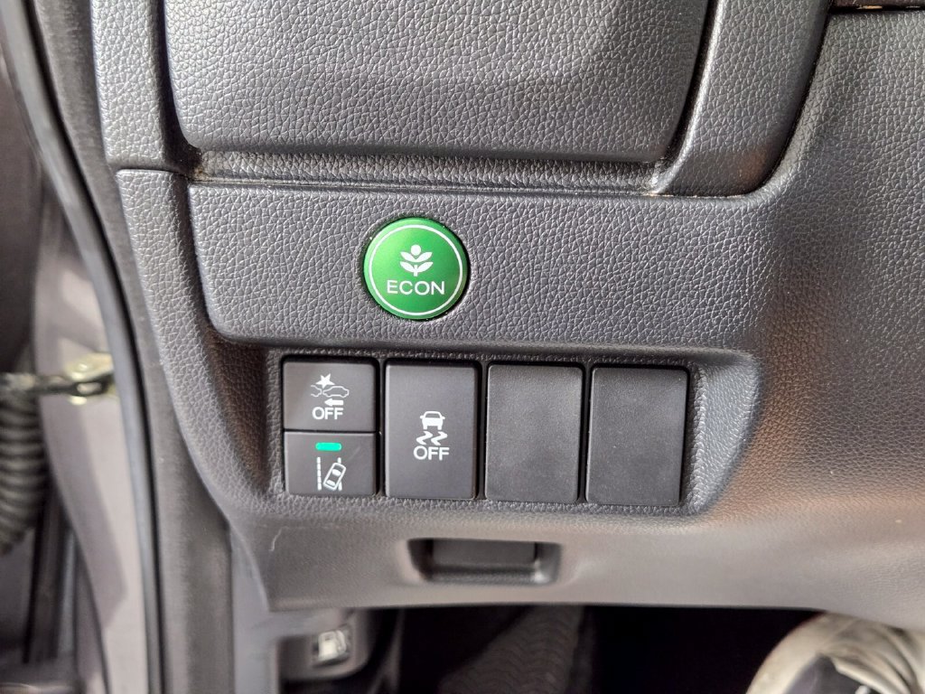 Used 2020 Honda Fit EX image 26