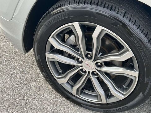 Used 2019 GMC Terrain Denali w/ Driver Alert Package II image 9