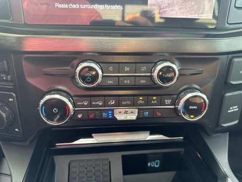 Used 2024 Ford F350 Lariat w/ Lariat Ultimate Package AWD/4WD image 13